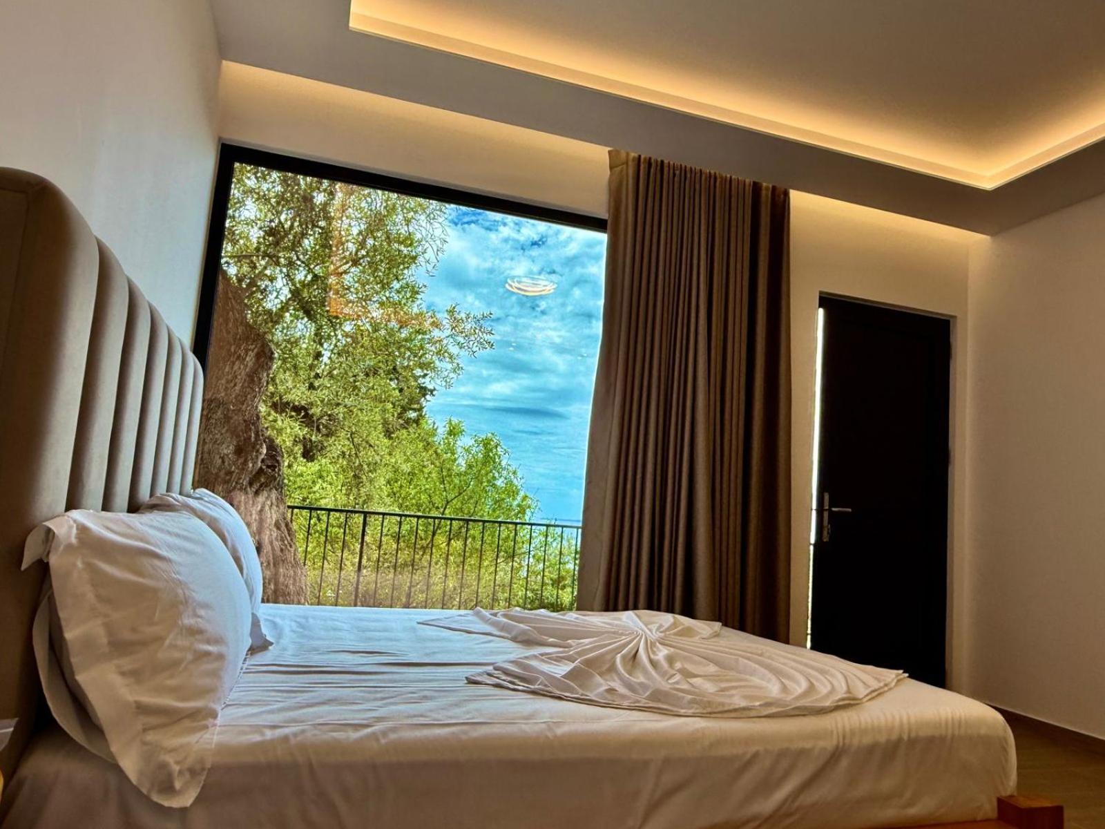 Hotel Panorama Piqeras 部屋 写真